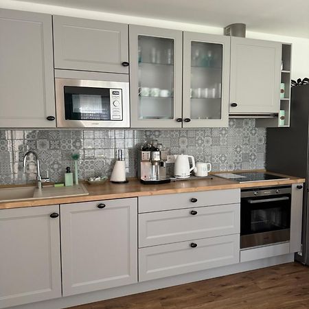Apartman Kvetinova Zahrada Prague Exterior photo
