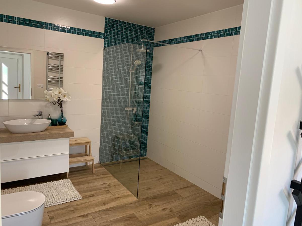 Apartman Kvetinova Zahrada Prague Exterior photo